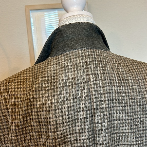 Ralph Ralph Lauren | Men's Wool Silk and Linen Blend Blazer | Size 40R - Picture 12 of 14